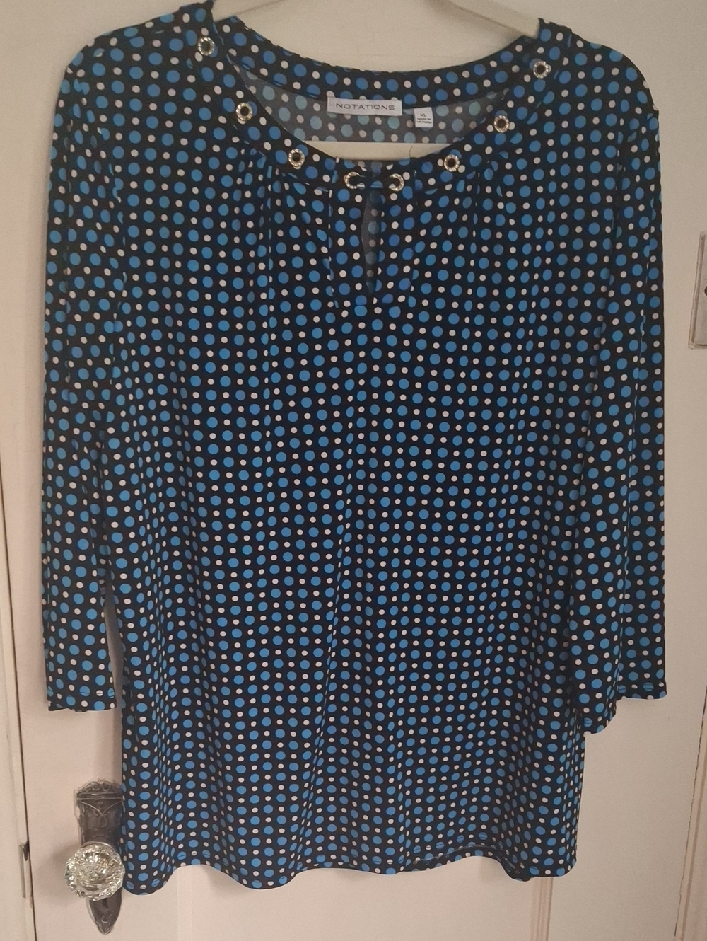 NOTATIONS WOMENS XL BLUE POLKA DOT JEWELED NECK TUNIC PRE-OWNED